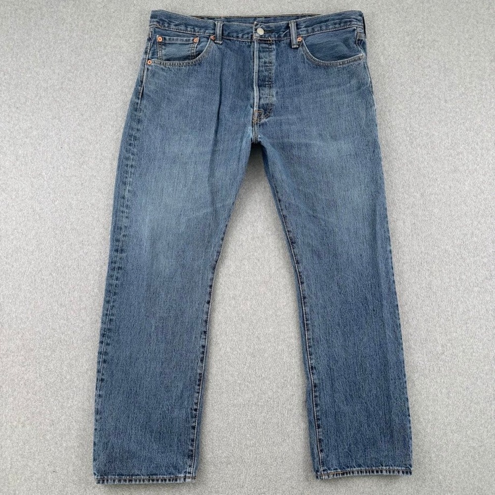 Levi's Jeans Mens 38x30 Blue 501 Original Straight Fit Button Fly Denim Regular